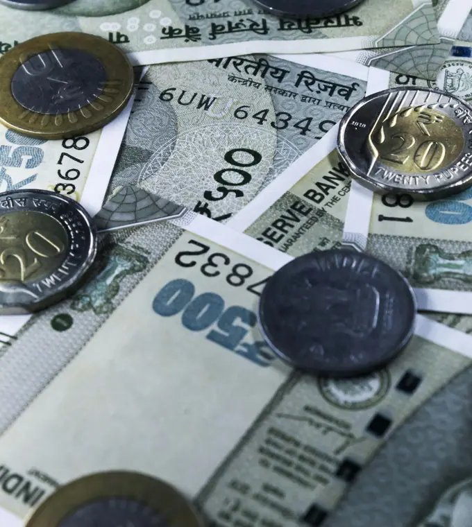 Banking & Finance
